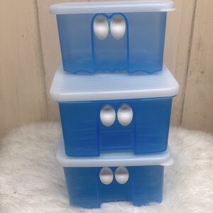 Set of 3 fridge keepers. Like new. They look like never used Keeps veggies fresh